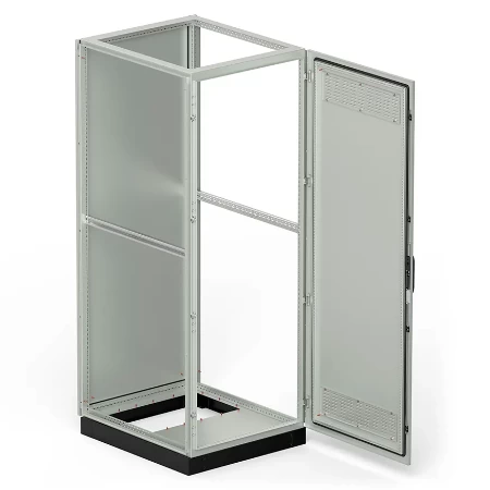 Slobodnostojeći razvodni orman IP31, 2200x870x1000 mm, vrata sa otvorima za ventilaciju, RAL 7035, sa postoljem visine 100 mm, RAL 9005